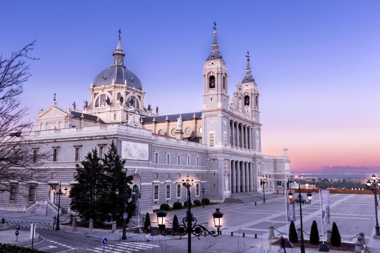 Fuencarral Barcelo Apartaments Parking Tph Madrid Bagian luar foto